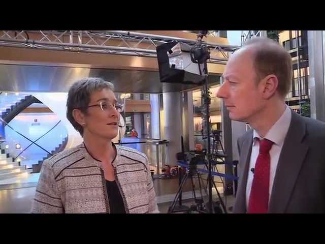 Sonneborn rettet die EU (VI): Golf mit Präsident Chulz